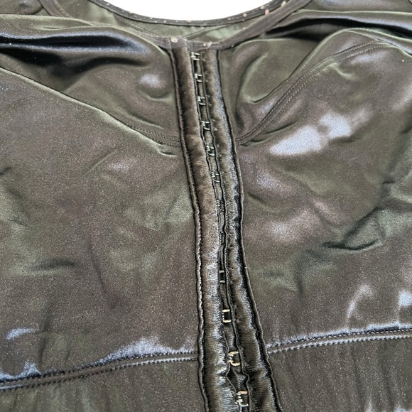 Enell High Impact Sports Bra Size 7 - Picture 2 of 6